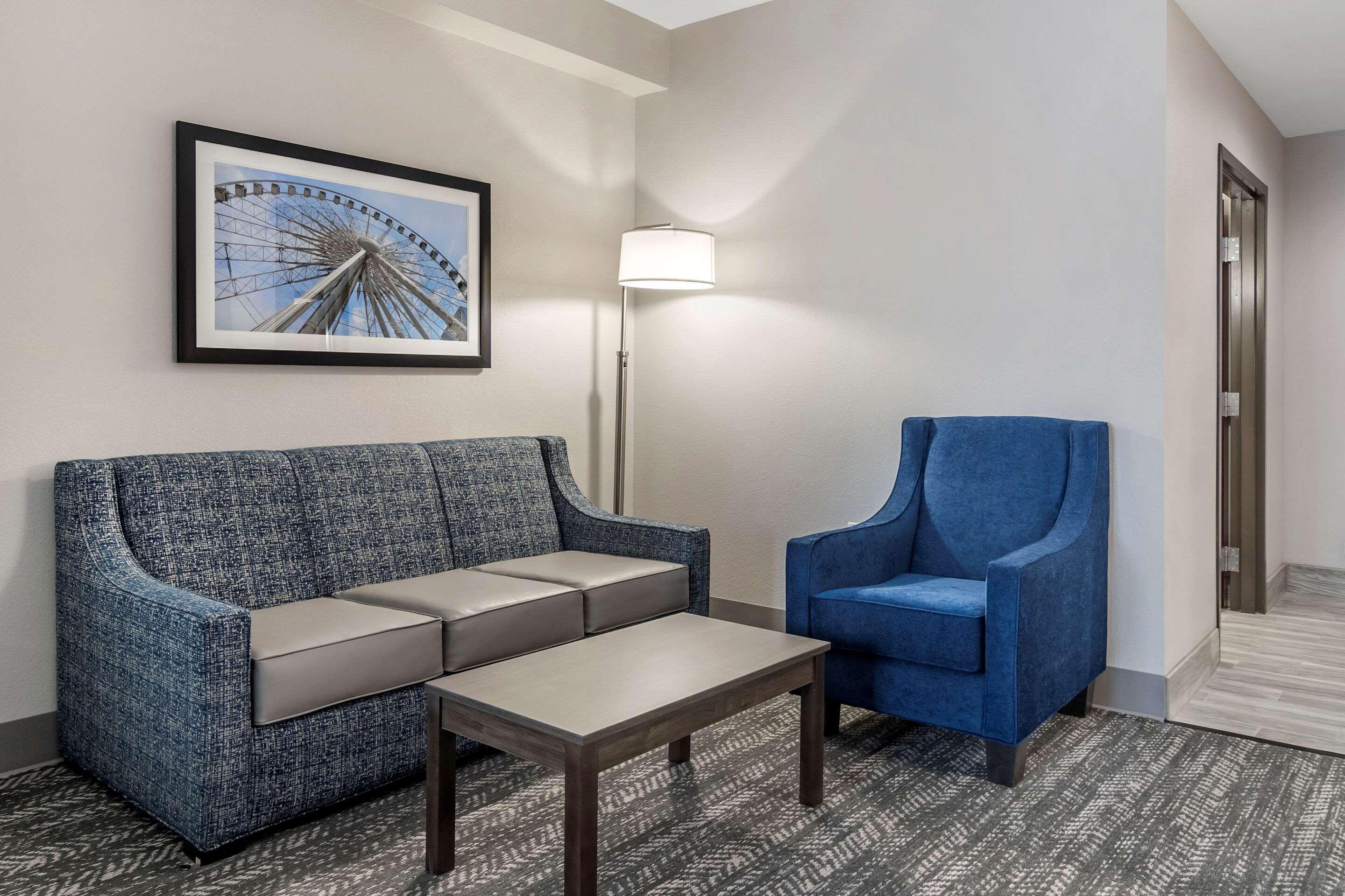 Comfort Suites Mcdonough Atlanta South Exterior foto